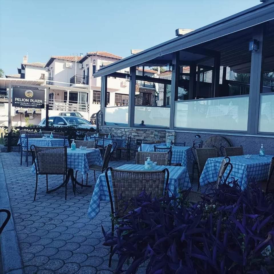 Ενοικιαζόμενα Δωμάτια "Pelion Plaza" Agios Ioannis  Екстериор снимка